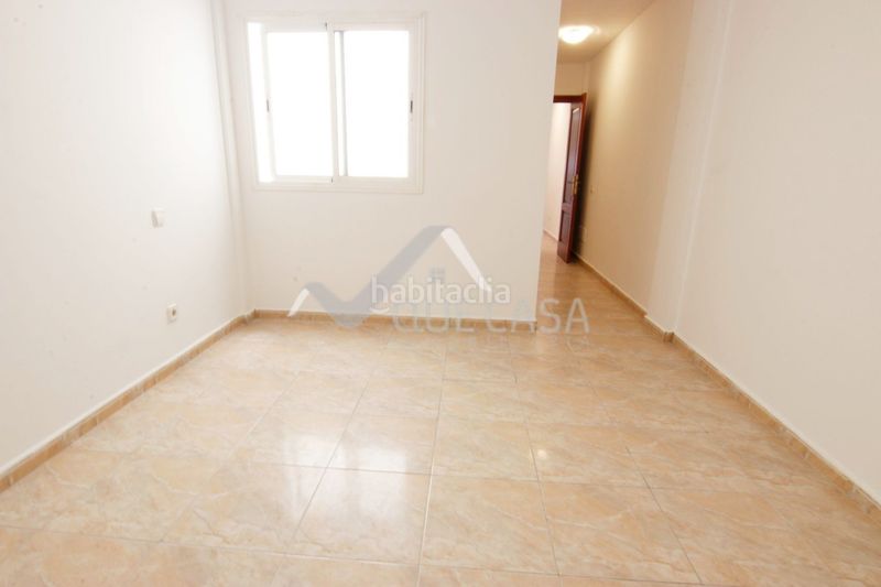 Foto d2e91ce1-65d3-42aa-92a8-4d7b71206b5d. Pis a Ingenio pueblo Ingenio