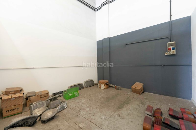 Foto c4953a62-40a6-4e6e-84c8-49cb26928486. Nave industrial en avenida de los menceyes 116 en San Cristóbal de La Laguna