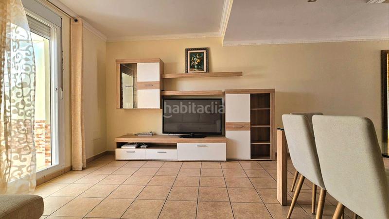 Foto 0ba1d872-4d7d-4ca6-a1a7-e6129719a6d3. Casa adossada amb aparcament piscina a Playa Fañabé Alto Adeje