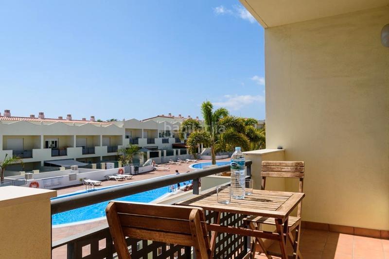 Foto c6cd79fd-cedd-4a87-9a24-9bb3e311ff13. Casa adossada amb aparcament piscina a Playa Fañabé Alto Adeje