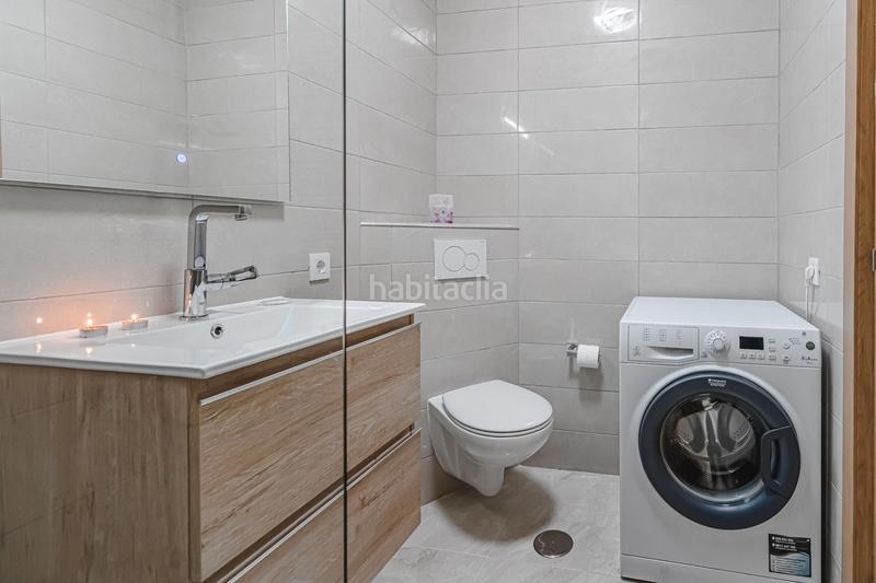 Foto a2aee95c-d70b-445c-974a-6d8245a3a6fd. Piso  de lujo al lado del mar en Torviscas Bajo Adeje