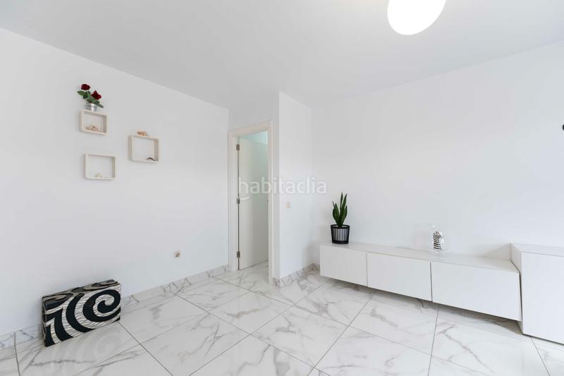 Foto 40804b72-37c2-43cf-b0b9-9d0a894a2926. Flat in calle alonso quesada 13 in Guargacho San Miguel de Abona