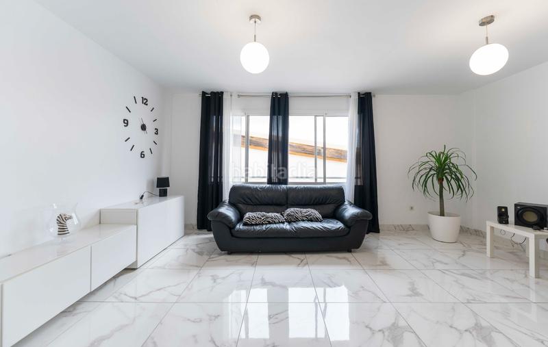 Foto 4d3f163c-b64e-4694-9629-4363c9314f94. Flat in calle alonso quesada 13 in Guargacho San Miguel de Abona