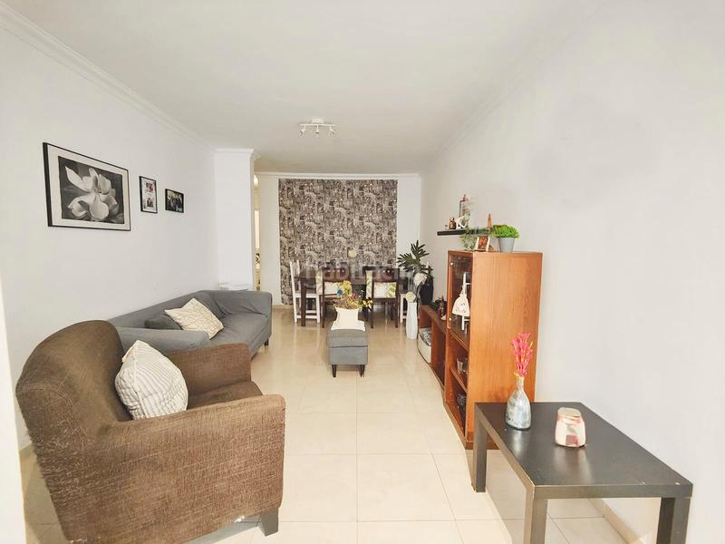 Foto 7096b358-dae9-4ec9-8c17-6492cf7b2bba. Casa a schiera in calle avellano 16 in La Laguna San Cristóbal de La Laguna