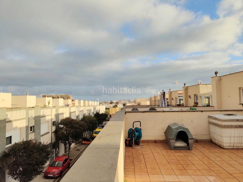 Foto 5eb98e52-794d-45c1-b5fb-c9c52e3c46ca. Casa adosada en calle avellano 16 en La Laguna San Cristóbal de La Laguna