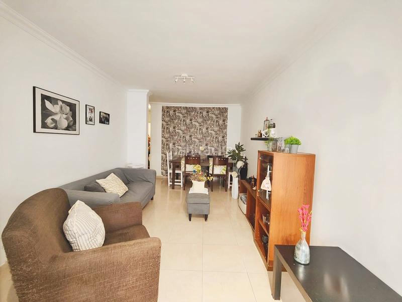 Foto 0810d24b-27f9-4710-8a14-c96ad410012c. Semi detached house in calle avellano 16 in La Laguna San Cristóbal de La Laguna