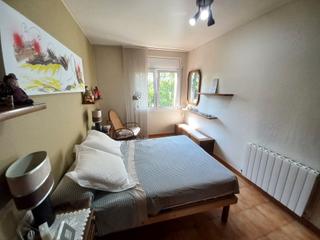 Maison jumelée à Llagostera. Casa adossada moblada amb ampli garatge i pati a llagostera