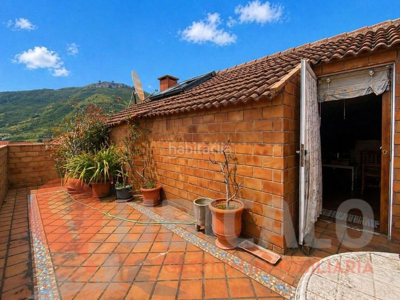 Foto cd07e887-600a-4015-aacb-6f4133e384f3. Casa adossada a calle los gofiones 2 a Tegueste