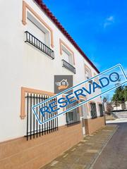 Casa adossada a Vélez - Rubio. Casa adosada en venta en vélezrubio, 4 dormitorios.