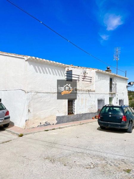 Foto a15ff3d6-d1bf-40e9-8a56-6f05e26f66bb. Masia amb aparcament a Vélez - Blanco
