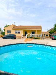 Xalet a Abanilla. Chalet en venta en el salado, 5 dormitorios.