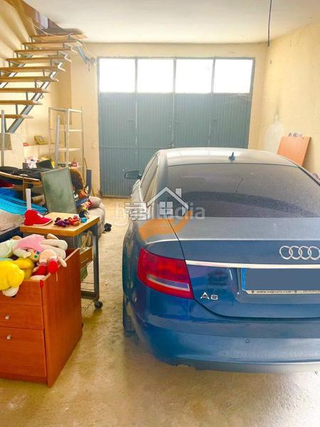 Foto 8108badd-19f4-4fef-9800-f86588b7b1ca. Reihenhaus mit parking in Oria