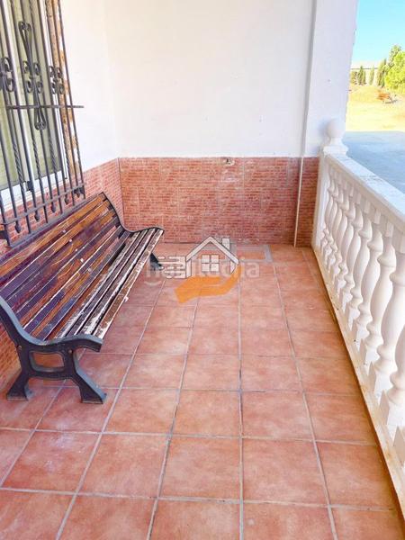 Foto fc65f751-741e-44f6-849f-6a4830d83399. Reihenhaus mit parking in Oria