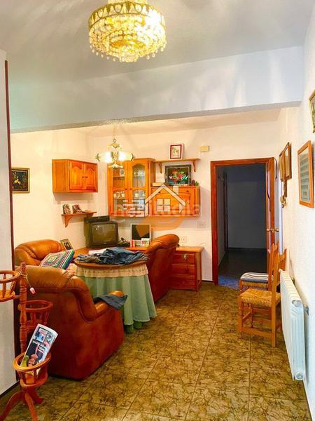 Foto b8f615e0-3876-4635-91b5-2c2e64247a63. Casa adosada  en venta , 3 dormitorios. en Chirivel