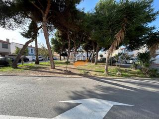 Xalet a La Veleta. Pareado en venta en playa naufragos, 2 dormitorios.