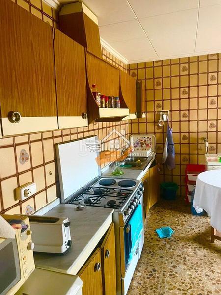 Foto cc06d314-328a-42ff-b325-d2f85c59f0a1. Casa adossada amb aparcament a Abanilla