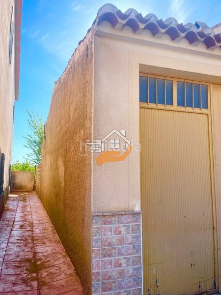 Foto 33340e32-4466-4e24-8f32-520aee4653e5. Casa adosada  en venta , 6 dormitorios. en Chirivel