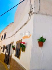 Casa adossada en V�lez - Blanco. Casa adosada en venta en castillo, 5 dormitorios.