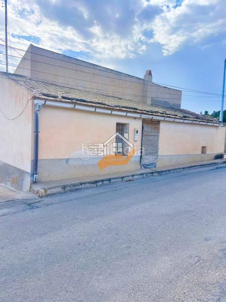 Foto caf54c2e-9f14-470b-b0ca-f727025c6af8. Casa amb aparcament a Abanilla