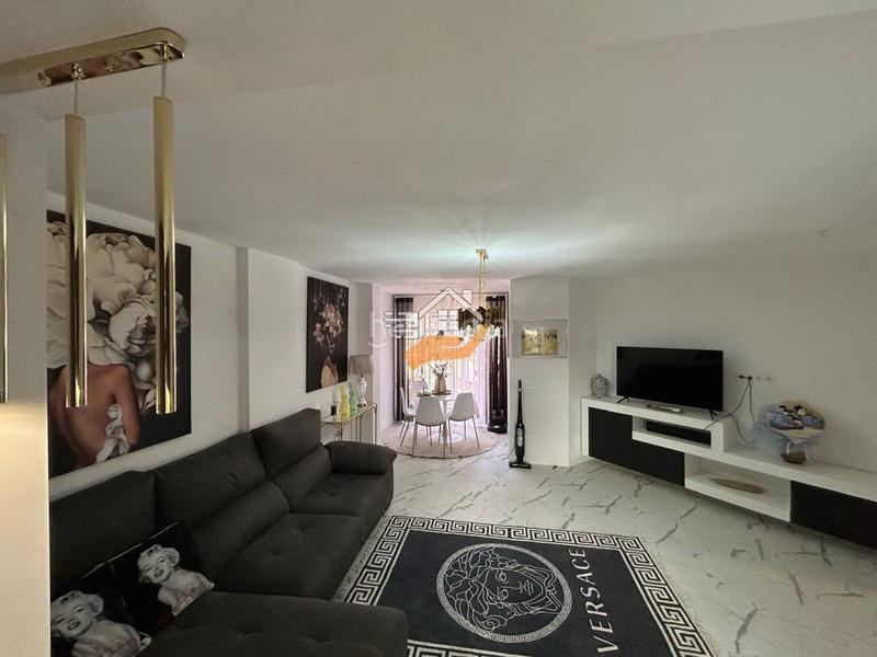 Foto 4c6508c4-ba6a-454b-91a4-c8077bf17ef3. Apartment with heating parking in Zona Playa del Cura Torrevieja