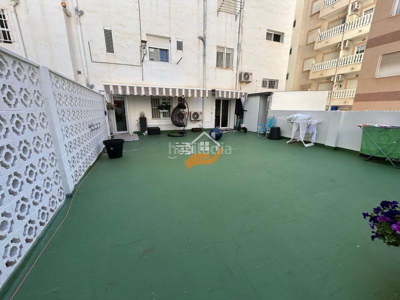 Foto edeb9cfe-5681-4052-8c00-068874e44f98. Apartment with heating parking in Zona Playa del Cura Torrevieja