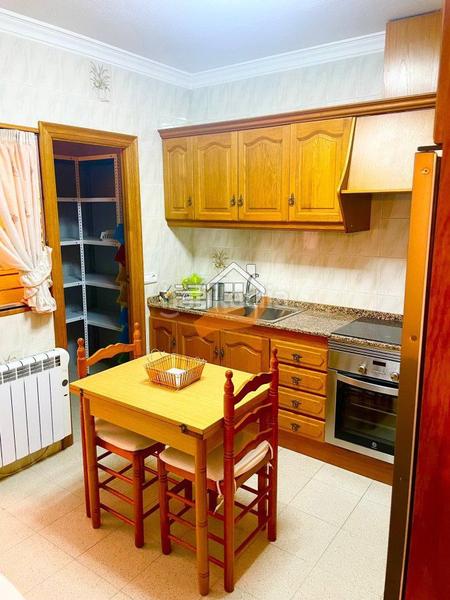 Foto 37b18178-45d1-4930-af35-3a07c196cbb7. Reihenhaus mit heizung parking in Vélez - Rubio