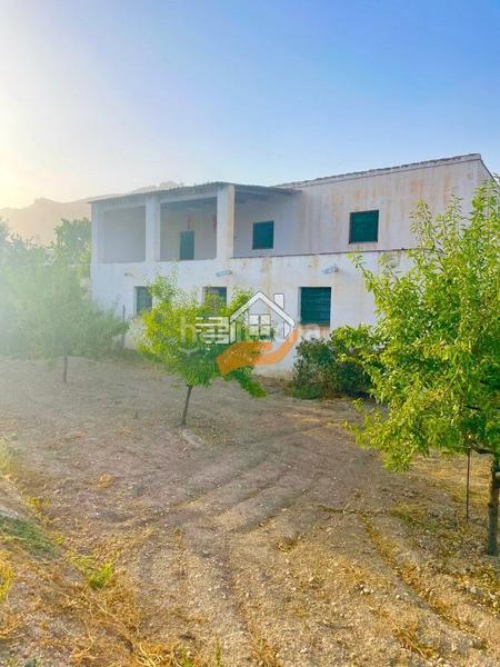 Foto 63e1dc23-d658-43d2-a93f-b25039dd45a0. Edificio  en venta en vélezrubio, 2 dormitorios. en Vélez - Rubio