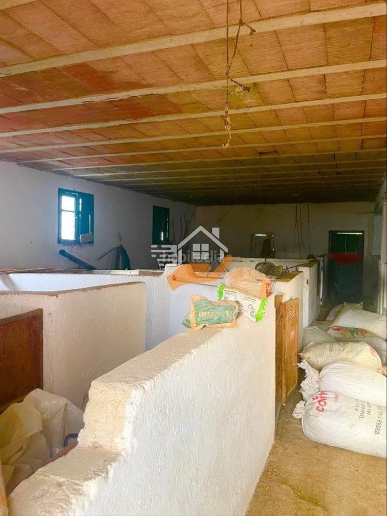 Edificio en venta en VlezRubio, 2 dormitorios. Vlez - Rubio