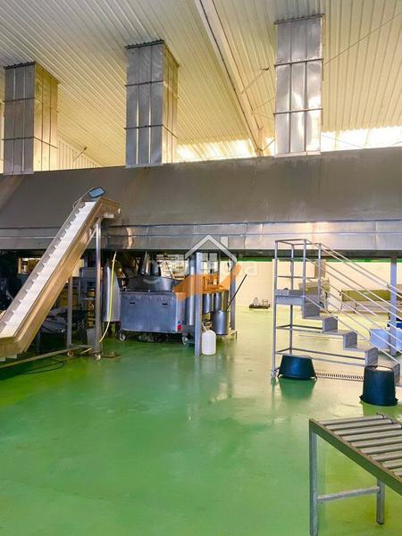 Foto 2c51abe5-b806-4cd8-adee-36eee99bc358. Bâtiment à usage industriel dans Vélez - Rubio