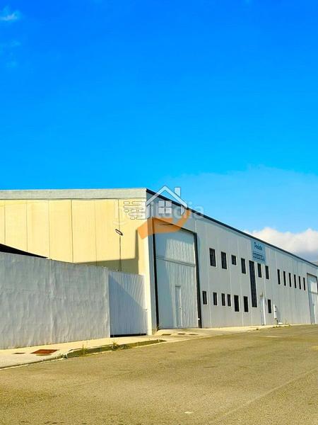 Foto 527ac247-ea07-4083-94ef-5115d0b88e00. Bâtiment à usage industriel dans Vélez - Rubio