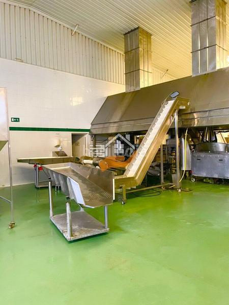 Foto 6e09e2da-fbef-413f-bdc3-a6416e1e2596. Bâtiment à usage industriel dans Vélez - Rubio