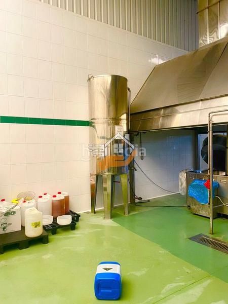 Foto 7f3609cd-5db8-43fa-ae2a-5c7cc51a50d2. Bâtiment à usage industriel dans Vélez - Rubio