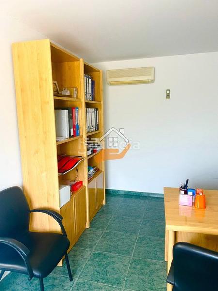 Foto 819f4c52-883a-495e-ac4b-f1d0fb6e2960. Bâtiment à usage industriel dans Vélez - Rubio