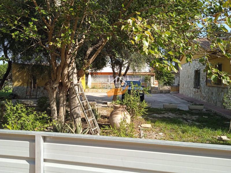 Foto f384777b-f1cc-415a-be4c-feeb66203841. Xalet amb aparcament a Torreagüera Murcia