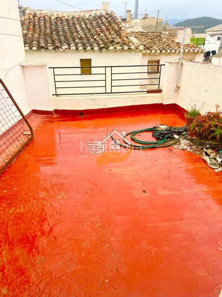 Foto bbfef1fe-8d17-41a6-93b1-a370b7d41702. Casa adossada a Vélez - Rubio