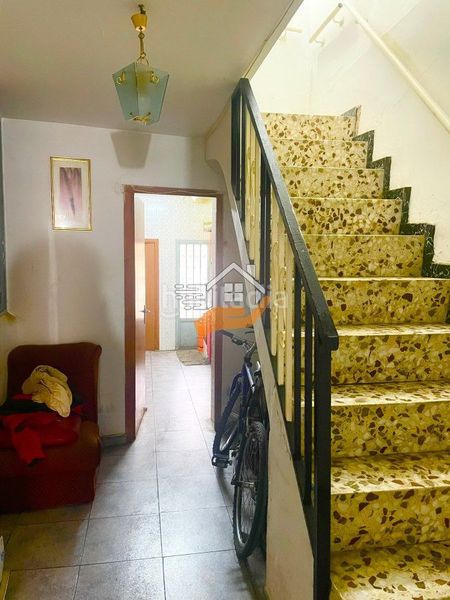 Foto ebe823af-6be6-4e2c-b337-255704e45be3. Casa adossada a Vélez - Rubio