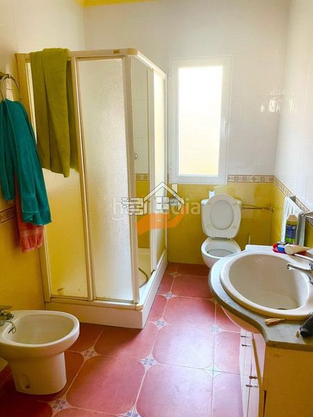 Foto 052e7699-2102-4108-833a-4333e6eb52c5. Casa adossada a Chirivel