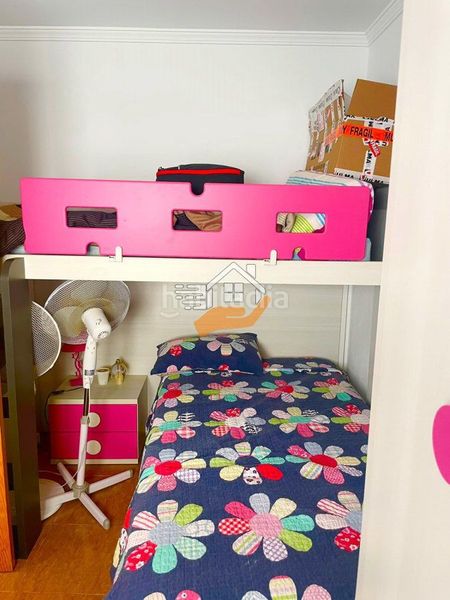 Foto acc2750e-28dc-43d8-a699-441da907e93d. Casa adossada a Oria