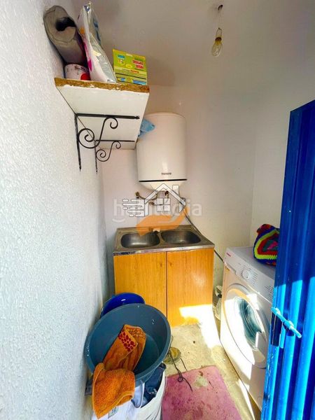 Foto 9c7fd241-d6cb-48e2-8b56-ff5eac6e20b3. Casa adossada a Oria