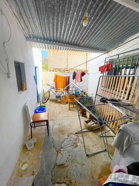 Foto a19119e7-c78a-4a6b-b684-ea39e6230334. Casa adossada a Oria
