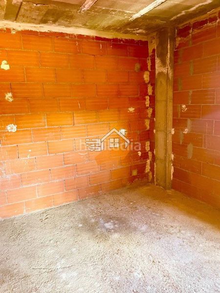 Foto cdbc4101-4f56-4810-a883-9f47065f45ae. Edificio in Yeste