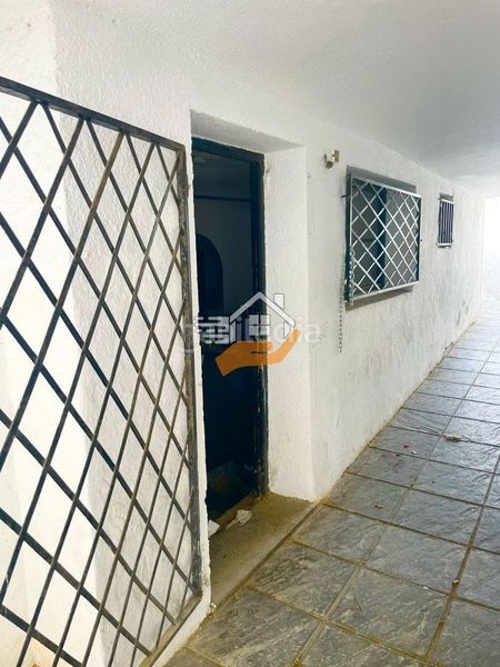 Foto e5ba0e69-b641-4009-ad95-97b39e9cb06a. Local comercial a Vélez - Rubio