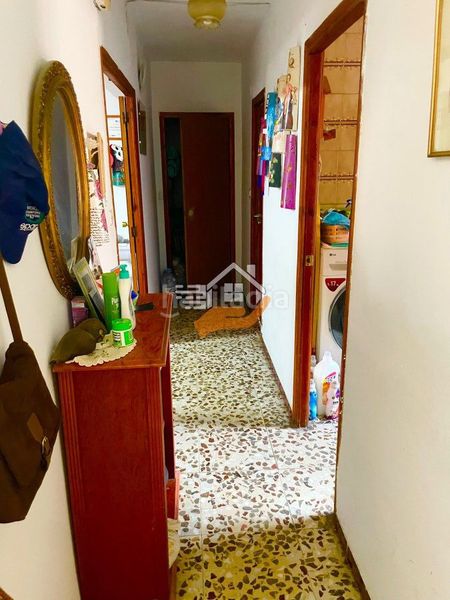 Foto 6b7f67f3-d3d4-4043-b35a-3aafc6983a80. Casa adossada amb aparcament a Vélez - Rubio
