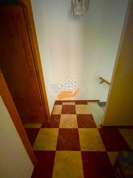 Foto b53394f4-c901-4bfb-8d96-5dd4d33a17d4. Casa adossada a Vélez - Rubio