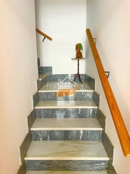 Foto f0ab46e6-b615-4e99-ac55-de19d11a33c6. Casa adossada a Vélez - Rubio