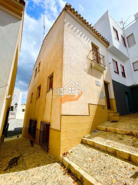 Foto 25845a81-f28b-48c6-80e0-3a6b8f74a7e7. Edifici a Vélez - Rubio