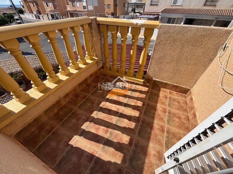 Foto 9c1d79e8-798b-4d7f-9636-63e90168fcb6. Dúplex amb aparcament piscina a Zona los Frutales Torrevieja