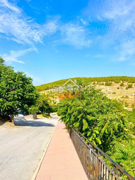 Foto d0670159-1083-4327-add8-12df03f03a48. Casa adossada amb aparcament a María