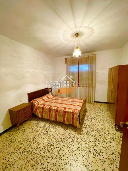 Foto d0a26100-b64d-42b8-8982-df8ff50c61c0. Xalet amb aparcament a Chirivel