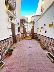 Casa a schiera in Vélez - Rubio. Casa adosada en venta en vélezrubio, 6 dormitorios.